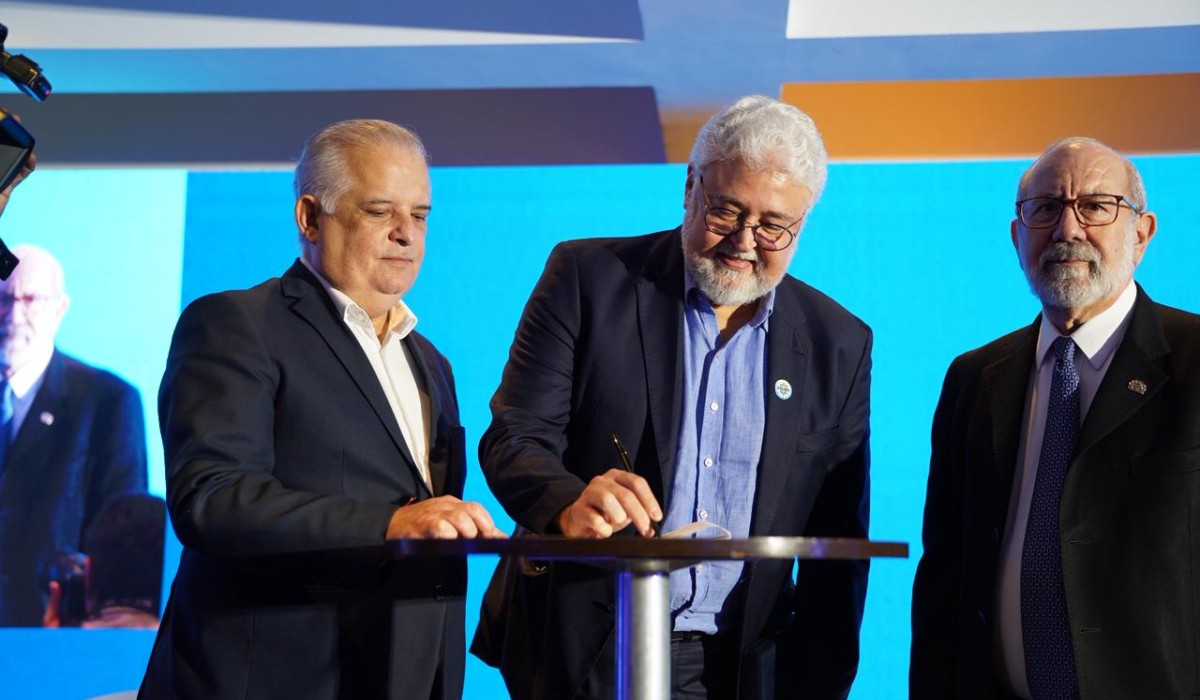 Parceria entre ASSIMPI e Ministério do Empreendedorismo concede software de gestão, emissor fiscal e até 100 mil certificados digitais mensais, marcando uma das maiores políticas de modernização já implementada no país